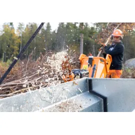 BRONCO ŠAKŲ SMULKINTUVAS