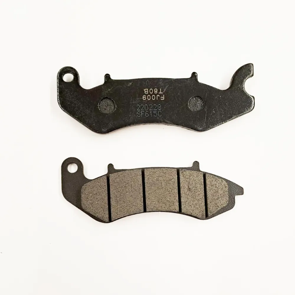 BRIXTON FELSBERG, CROMWELL 125 OEM PRIEKINĖS STABDŽIŲ TRINKELĖS (KALADĖLĖS) 441110-BX125-00