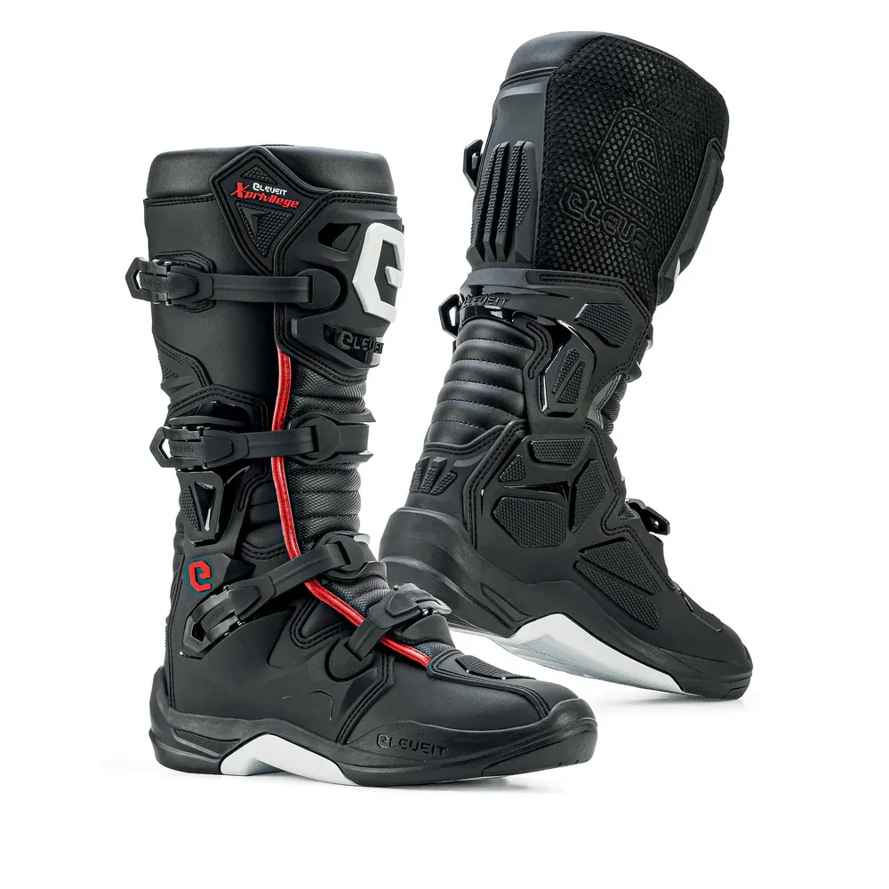 BATAI ELEVEIT X PRIVILEGE – JUODI